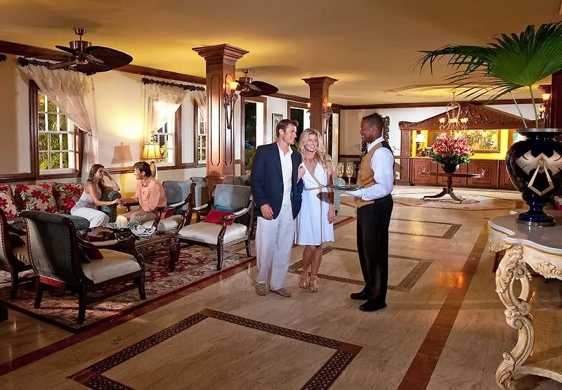 מונטגו ביי Sandals Royal Caribbean (Adults Only) 5*, מונטגו ביי ג'מייקה