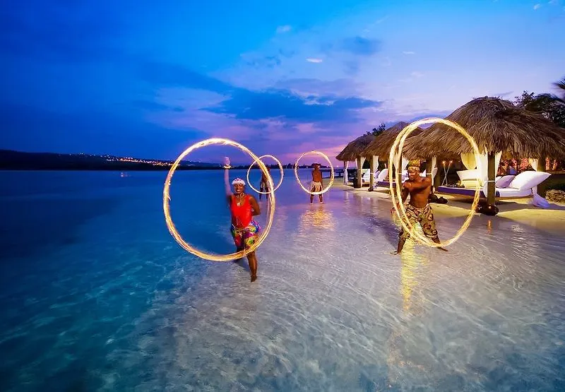 מלון מונטגו ביי Sandals Royal Caribbean (Adults Only)